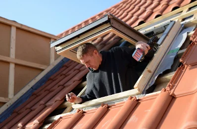 Pose de fenêtres de toit Velux à Morembert